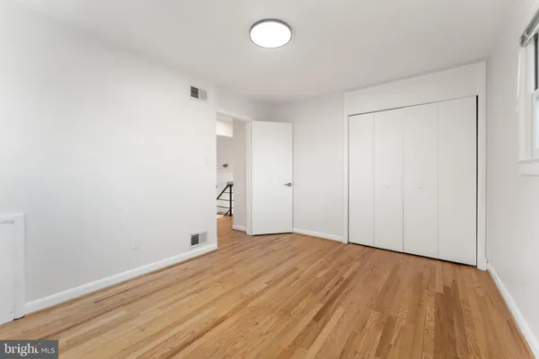 $4,300 | 6337 Beryl Road, Alexandria, VA 22312