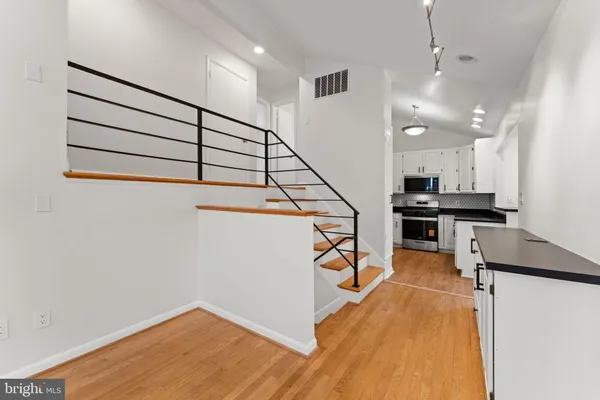 $4,300 | 6337 Beryl Road, Alexandria, VA 22312