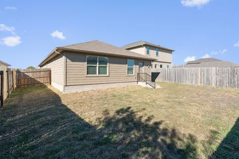 $295,000 | 400 Pinnacle Drive, Georgetown, TX 78626