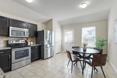 $295,000 | 400 Pinnacle Drive, Georgetown, TX 78626