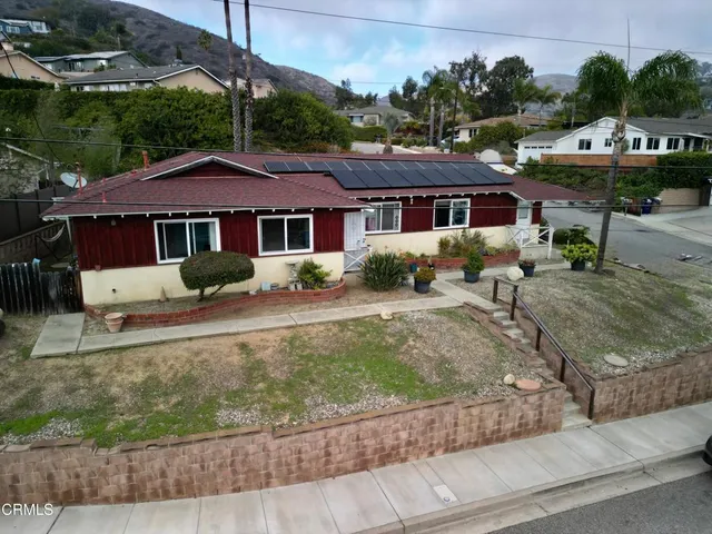 $990,000 | 2530-2532 Sunset Drive, Ventura, CA 93001