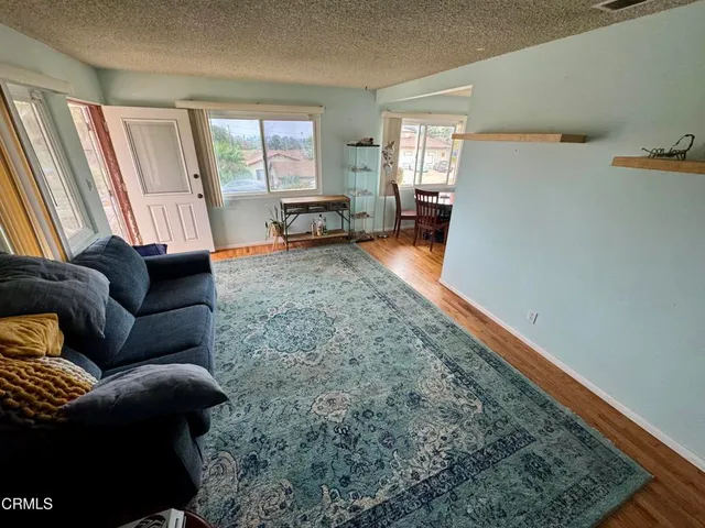 $990,000 | 2530-2532 Sunset Drive, Ventura, CA 93001