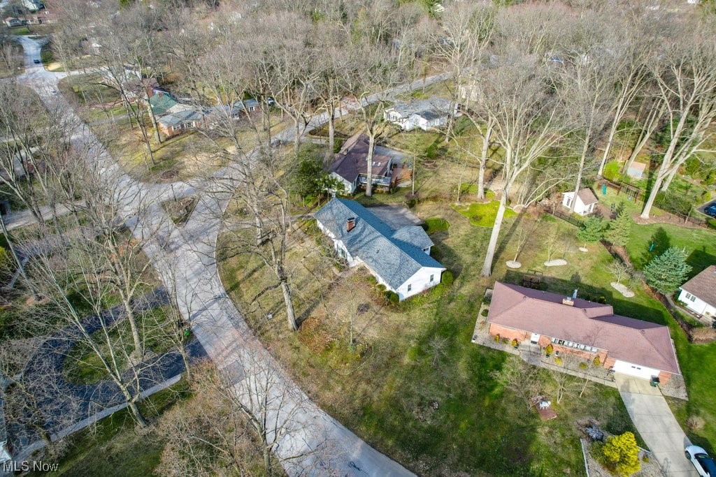 3045 Harriett Road Silver Lake, OH 44224 - Photo 4 of 35