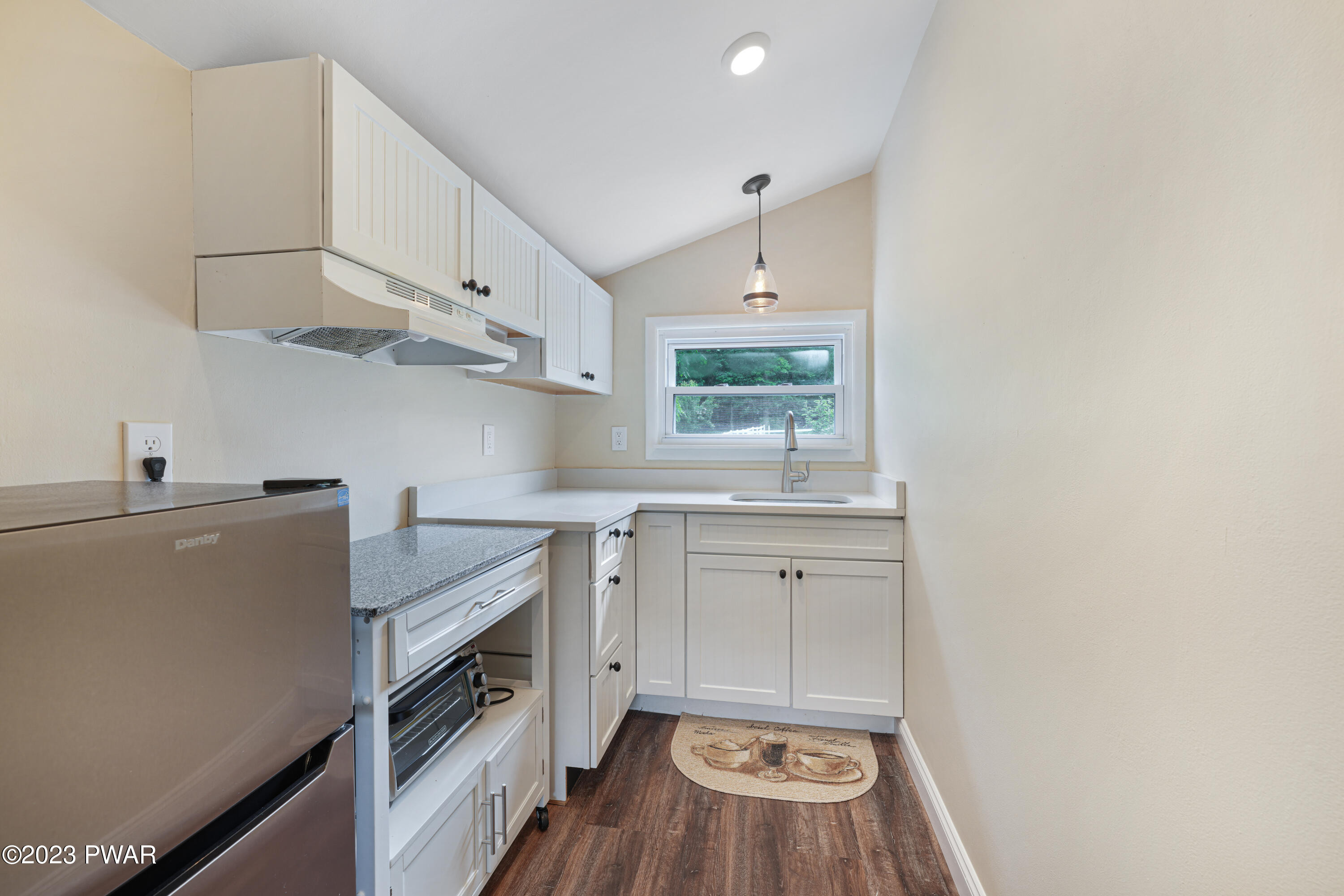 429 Sawkill Road Milford, PA 18337 - Photo 61 of 69 DSC00144