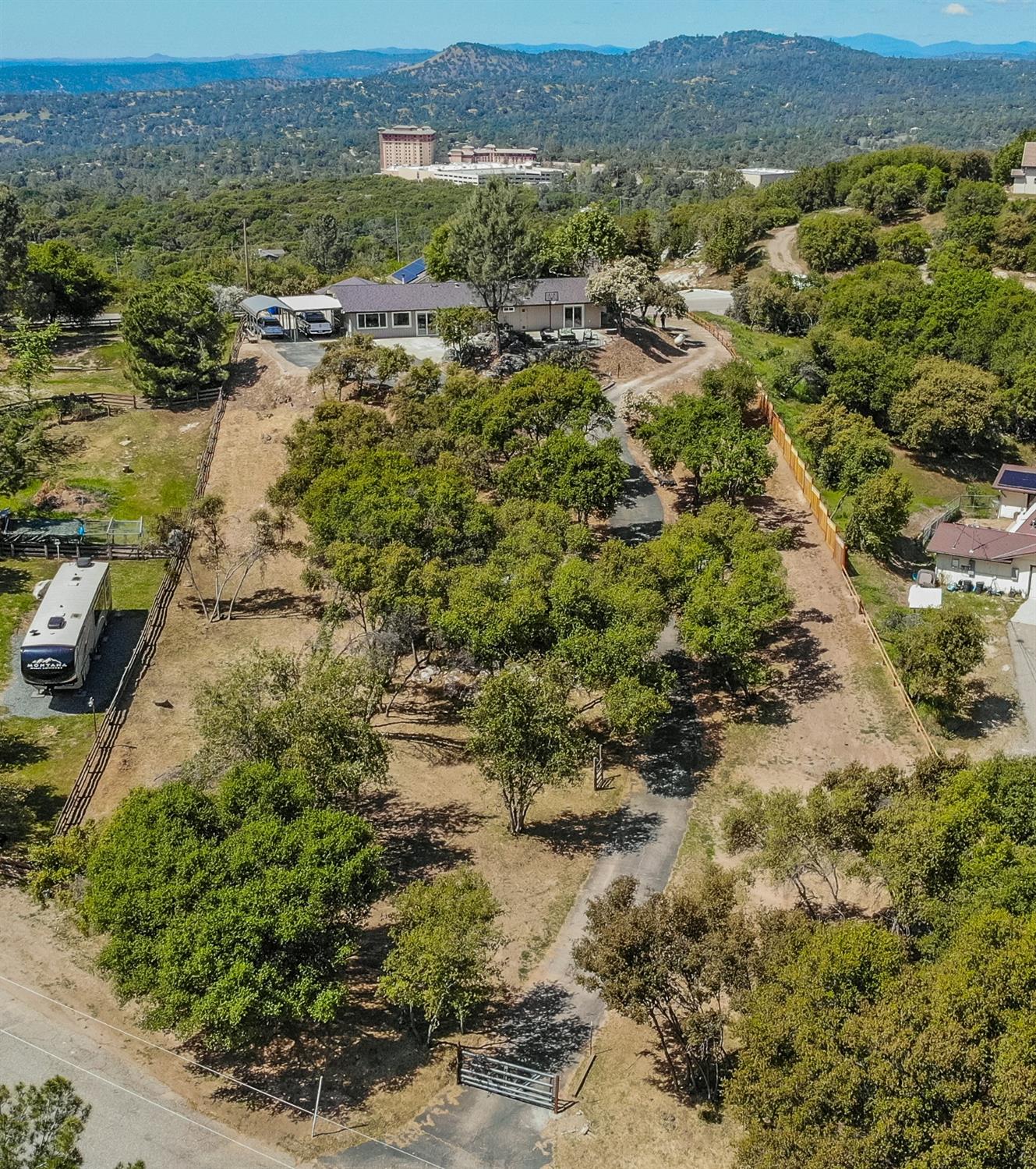 31347 Quartz Mountain Road Coarsegold, CA 93614 - Photo 34 of 35 Gallery Image 34