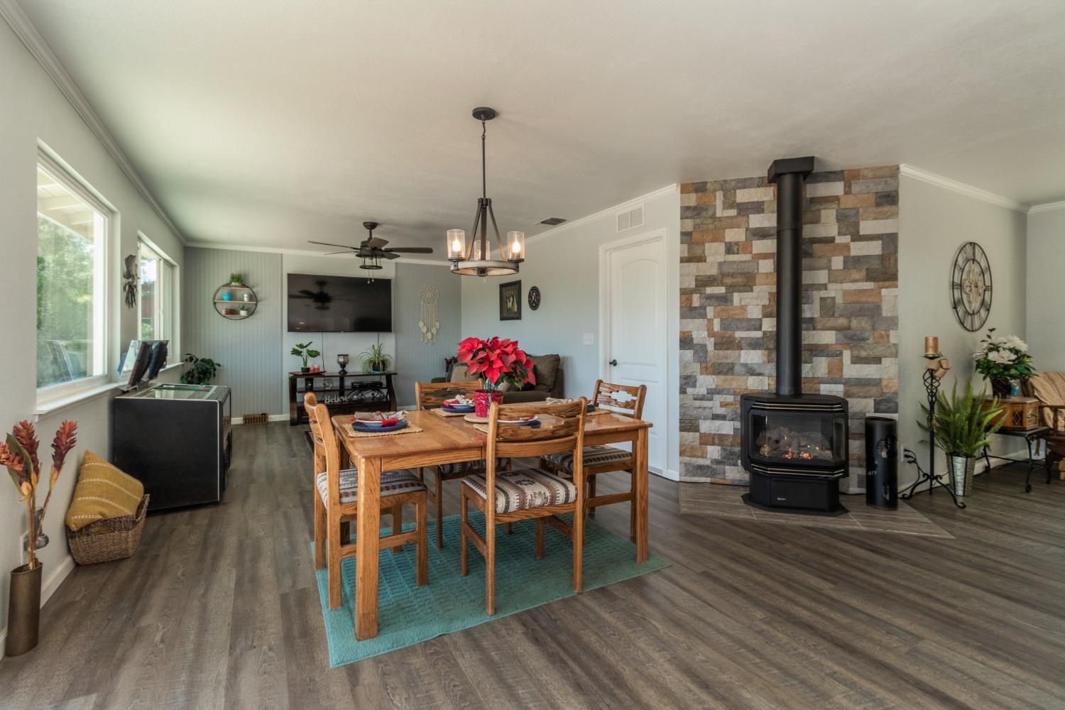 31347 Quartz Mountain Road Coarsegold, CA 93614 - Photo 8 of 35 Gallery Image 8