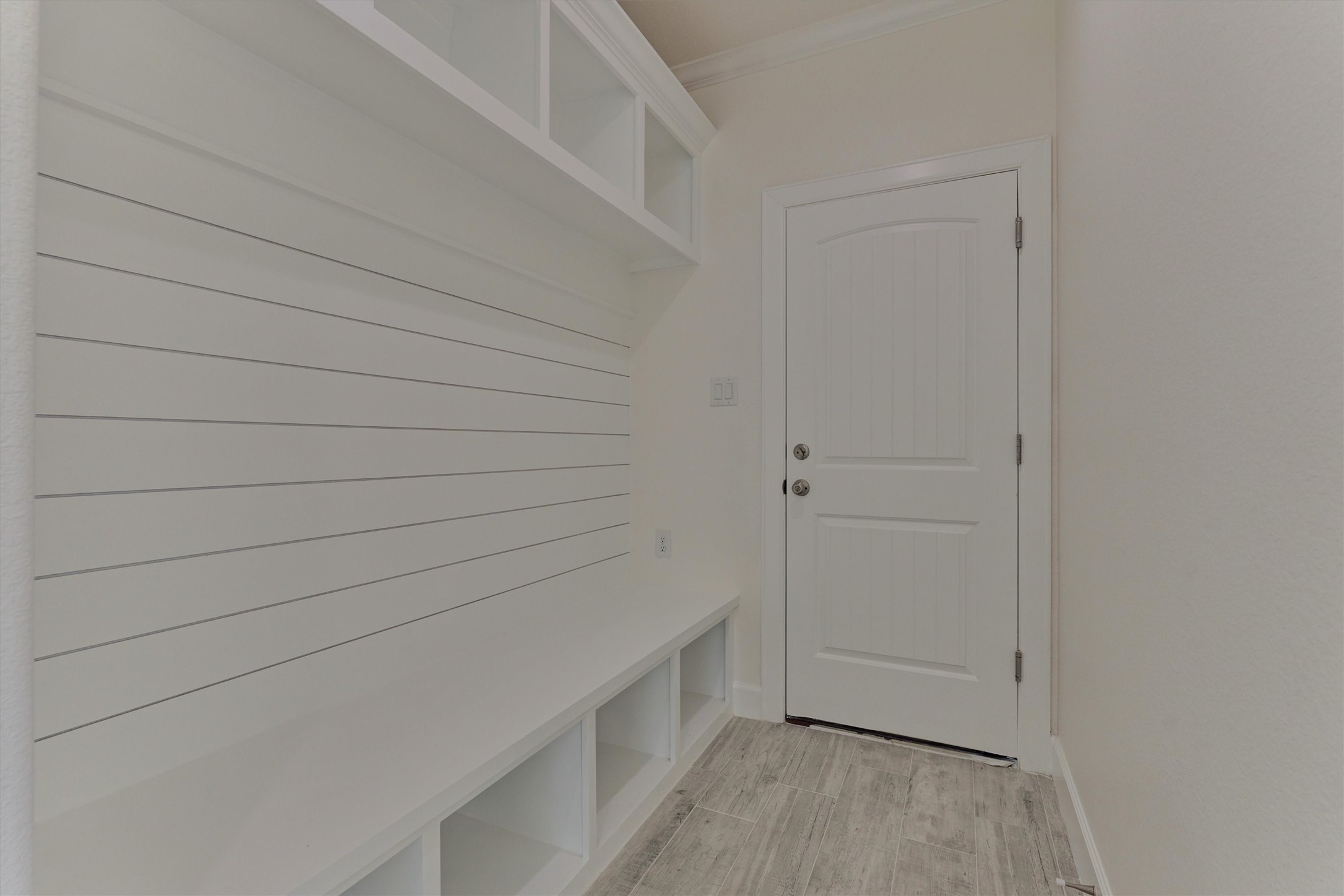1718 Eastvale Drive Spring, TX 77386 - Photo 28 of 40 a view of walk in closet