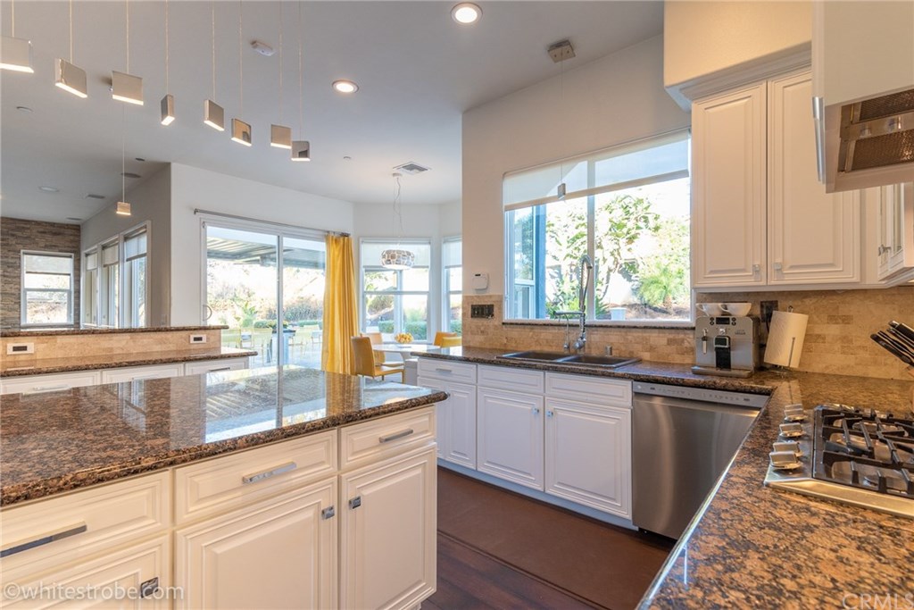 7898 Whitegate Avenue Riverside, CA 92506 - Photo 15 of 55