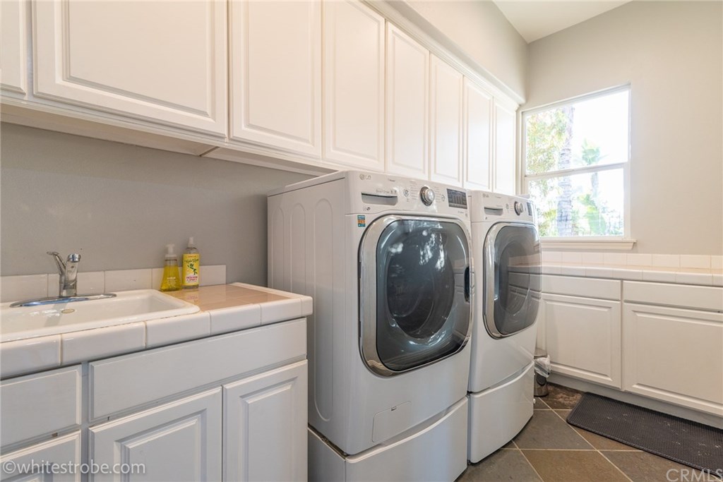 7898 Whitegate Avenue Riverside, CA 92506 - Photo 23 of 55