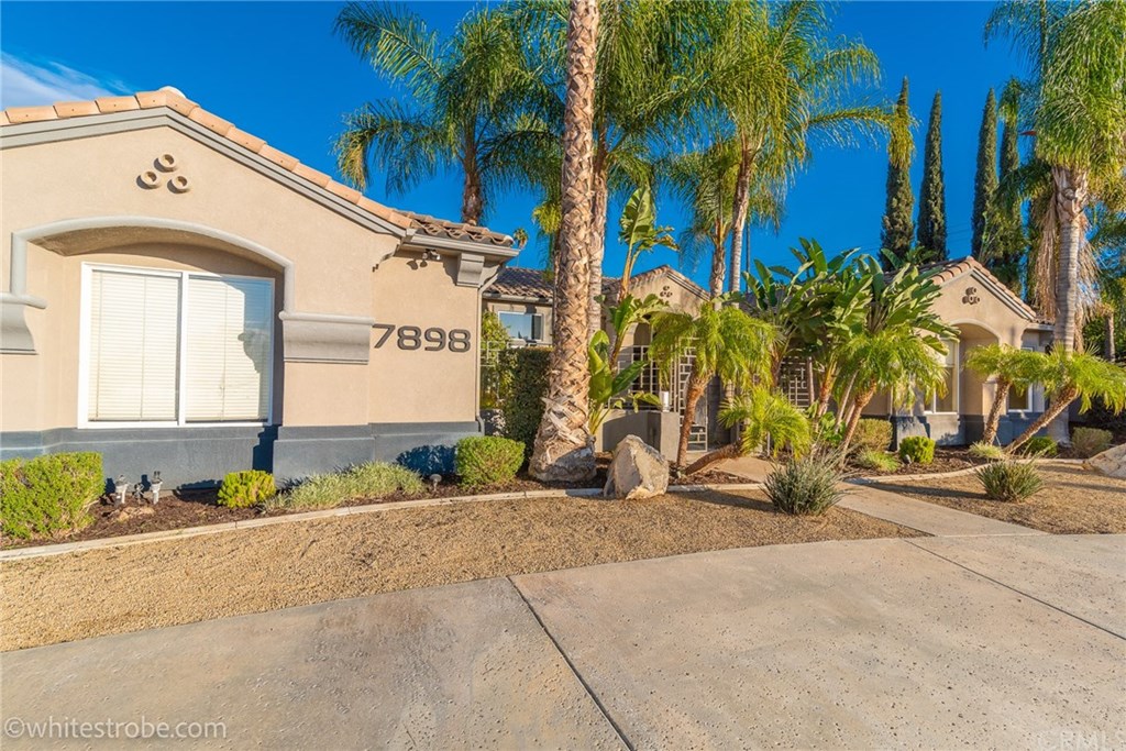 7898 Whitegate Avenue Riverside, CA 92506 - Photo 8 of 55