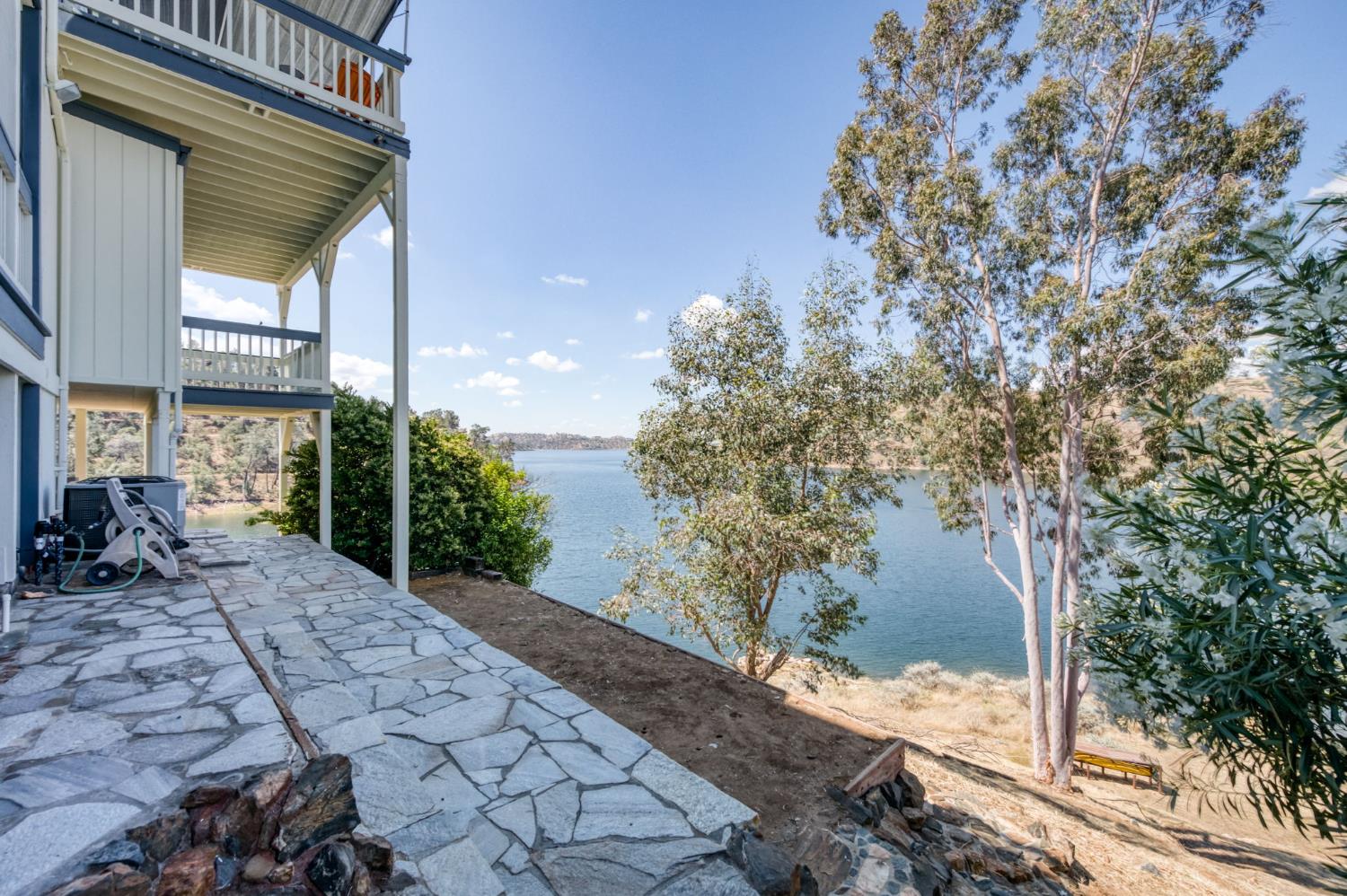 28037 Sky Harbour Road Friant, CA 93626 - Photo 32 of 40 a backyard of a house with lots of green space