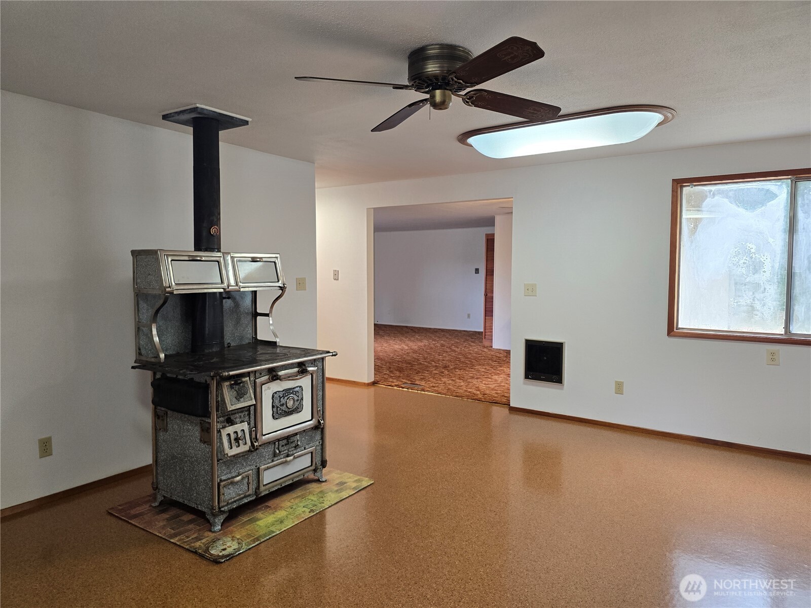 162 South Bank Road Elma, WA 98541 - Photo 8 of 40 Gallery Image 8