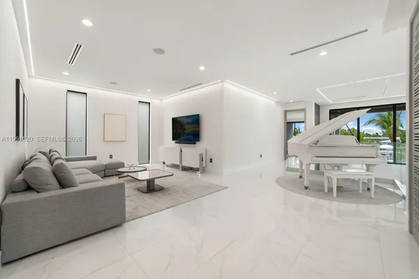 $10,500,000 | 775 Northeast 77th Terrace, Miami, FL 33138