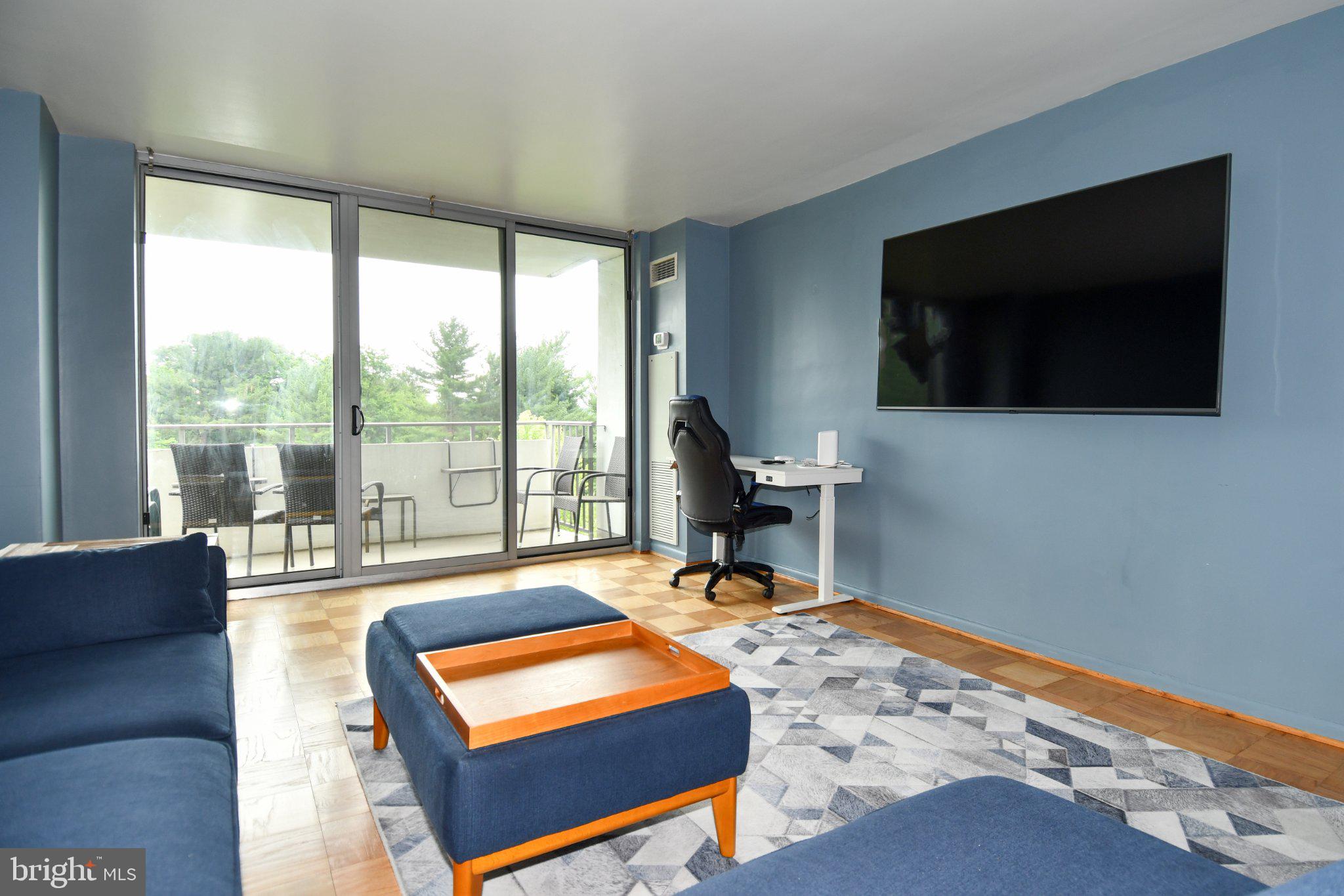 5101 River Road, Unit 712 Bethesda, MD 20816 - Photo 9 of 38 Modern living with a scenic view.