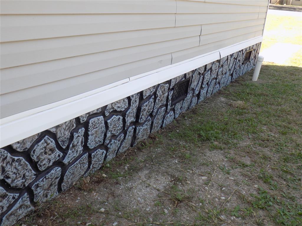 3450 Sarra Lane Springtown, TX 76082 - Photo 18 of 23 Beautiful skirting.