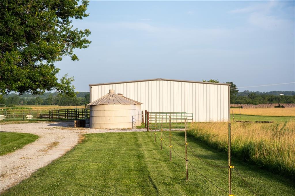 38210 Osawatomie Road Osawatomie, KS 66064 - Photo 13 of 77
