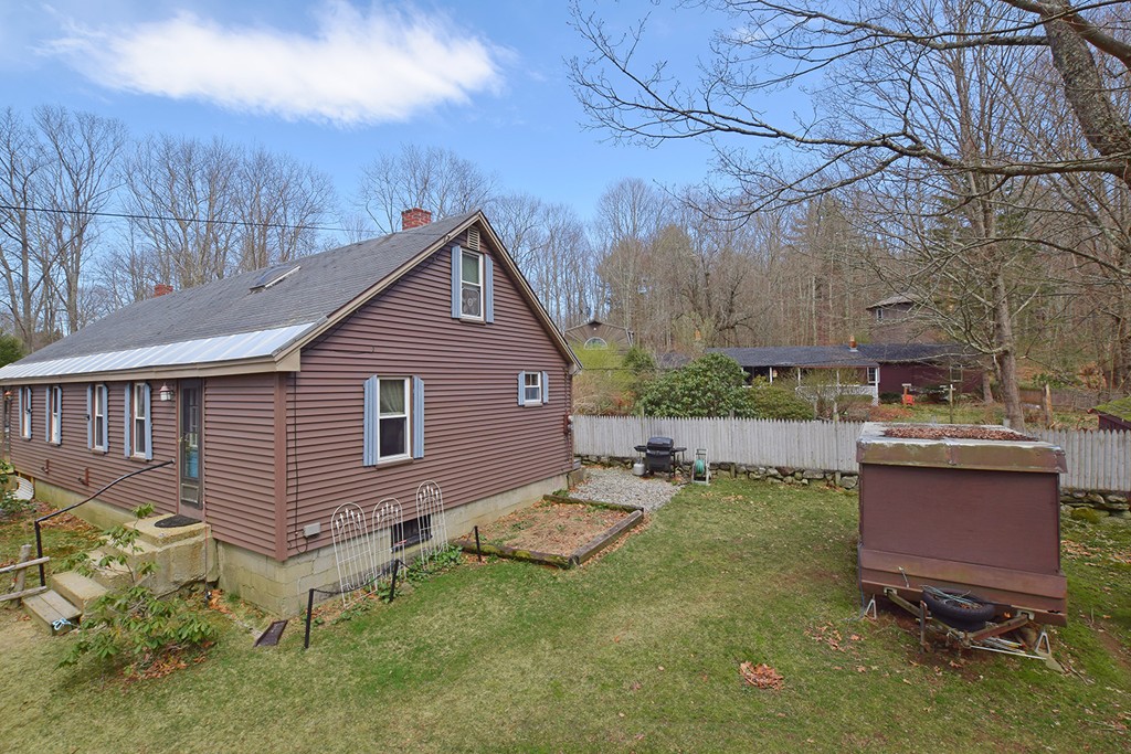190 A Popple Camp Road Petersham, MA 01366 - Photo 27 of 31 Gallery Image 27