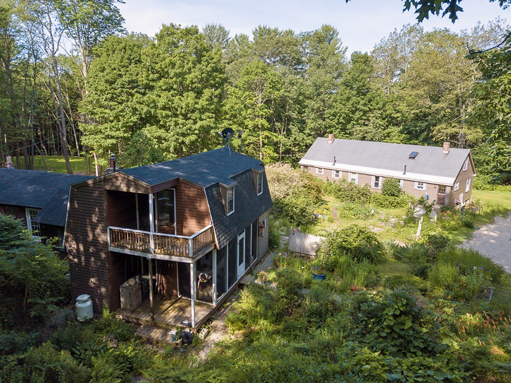 190 A Popple Camp Road Petersham, MA 01366 - Photo 4 of 31 Gallery Image 4