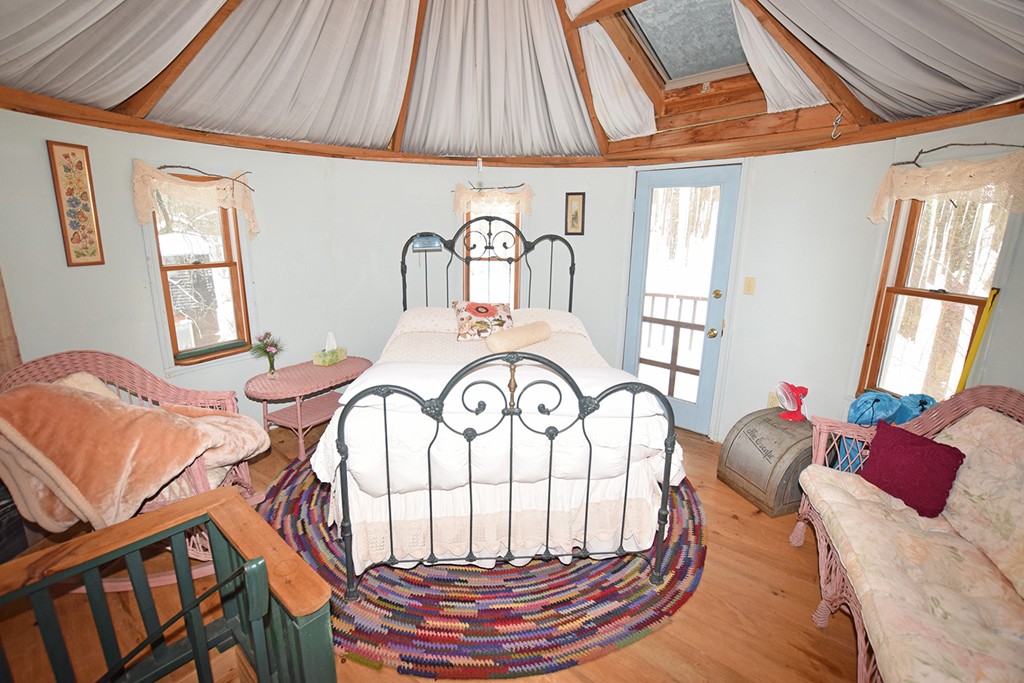 190 A Popple Camp Road Petersham, MA 01366 - Photo 8 of 31 Gallery Image 8
