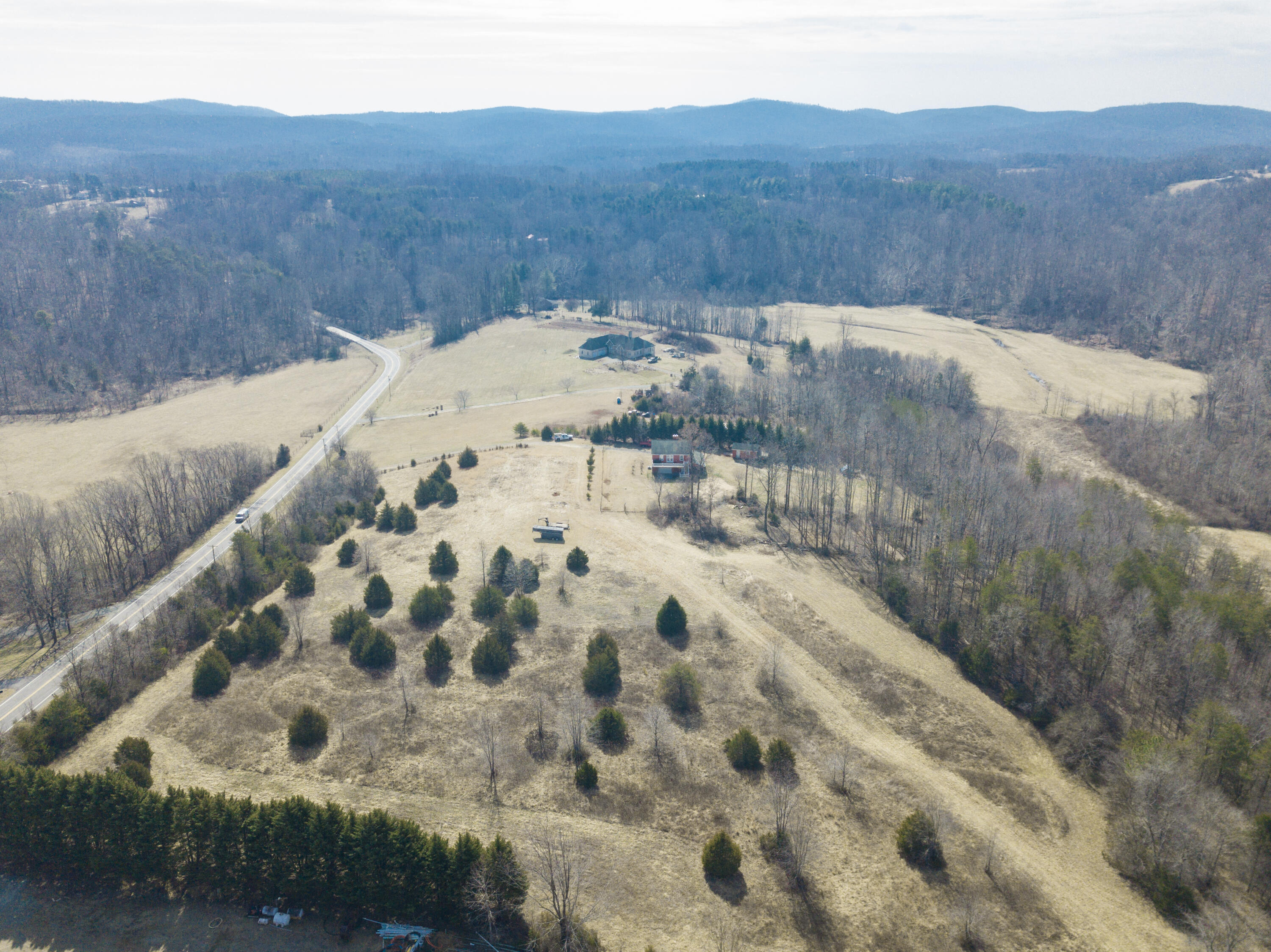 10820 Sontag Road Martinsville, VA 24112 - Photo 26 of 37 a view of a backyard with wooden fence