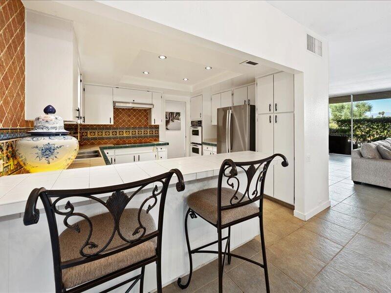 899 Island Drive, Unit 102 Rancho Mirage, CA 92270 - Photo 24 of 41 24-Photo-22