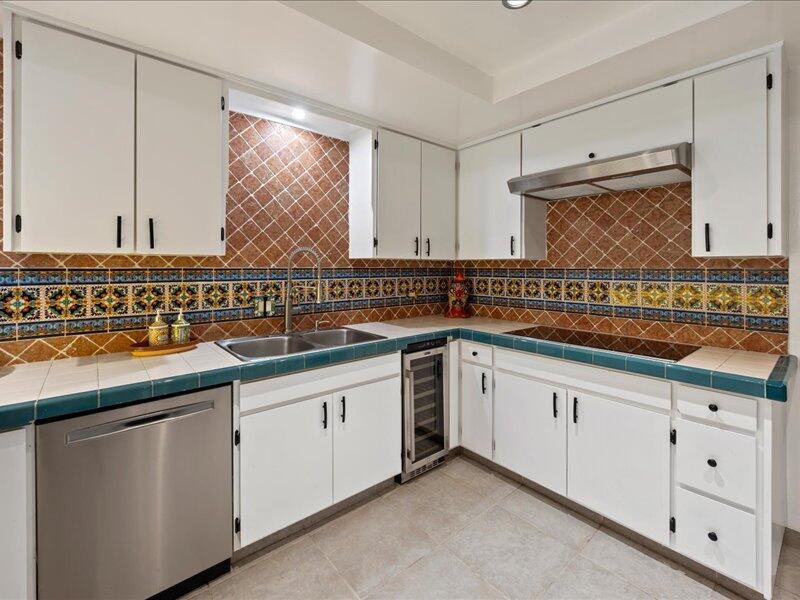 899 Island Drive, Unit 102 Rancho Mirage, CA 92270 - Photo 25 of 41 25-Photo-23