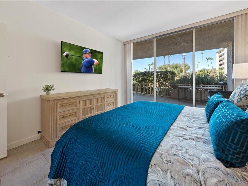 899 Island Drive, Unit 102 Rancho Mirage, CA 92270 - Photo 29 of 41 29-Photo-27