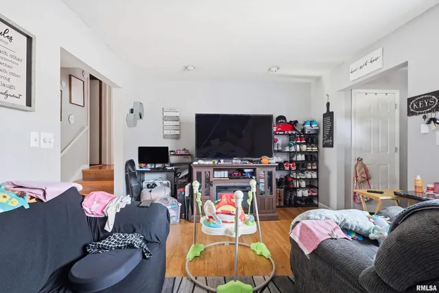 $169,900 | 1628 25th Avenue, Rock Island, IL 61201