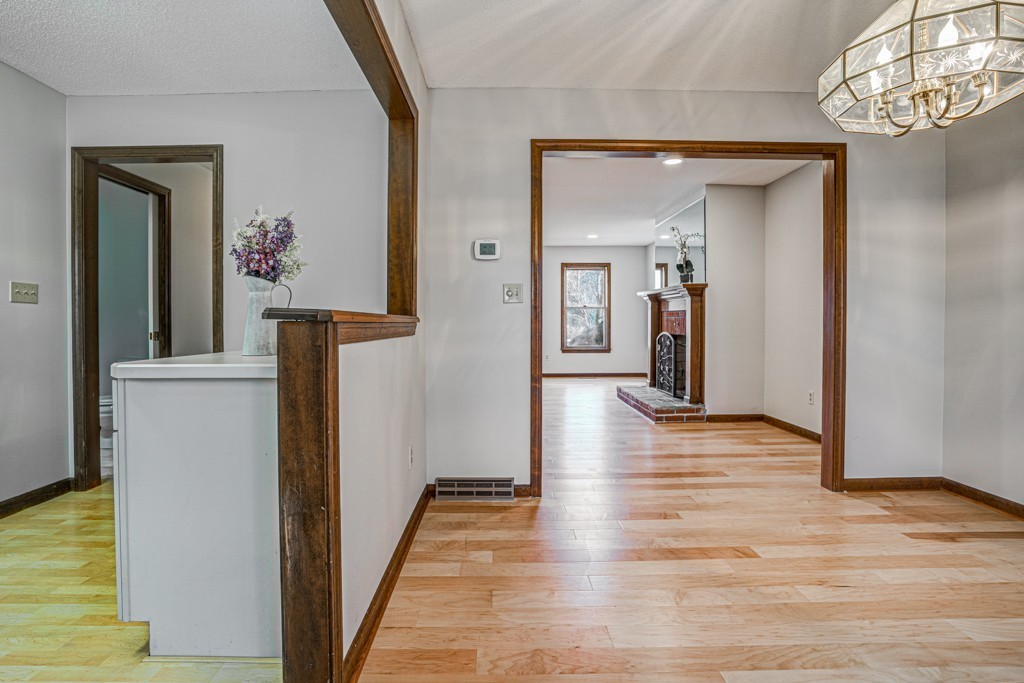 2 Castle Hills Road, Unit F Agawam, MA 01001 - Photo 8 of 30 Gallery Image 8