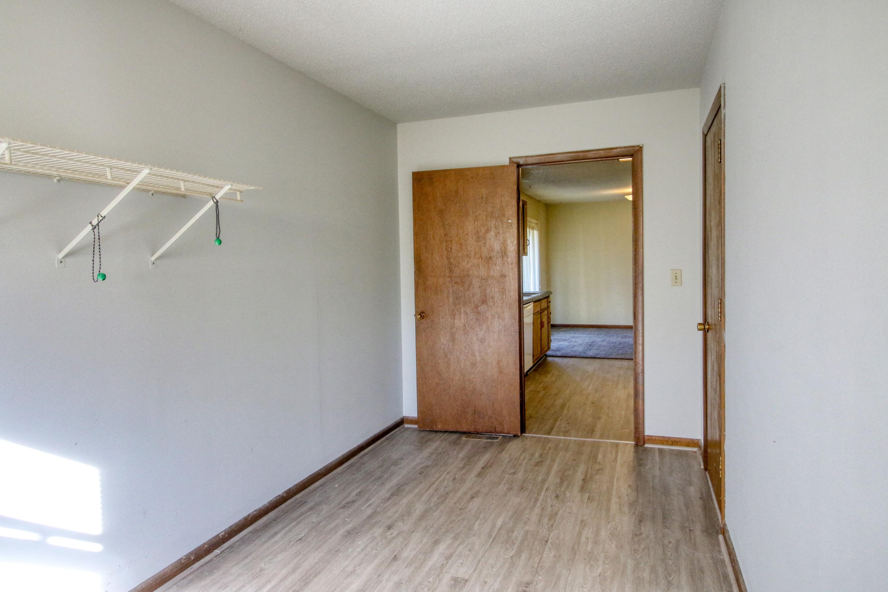 269 Potato Farm Road Crossville, TN 38571 - Photo 11 of 27 Laundry to Kitchen