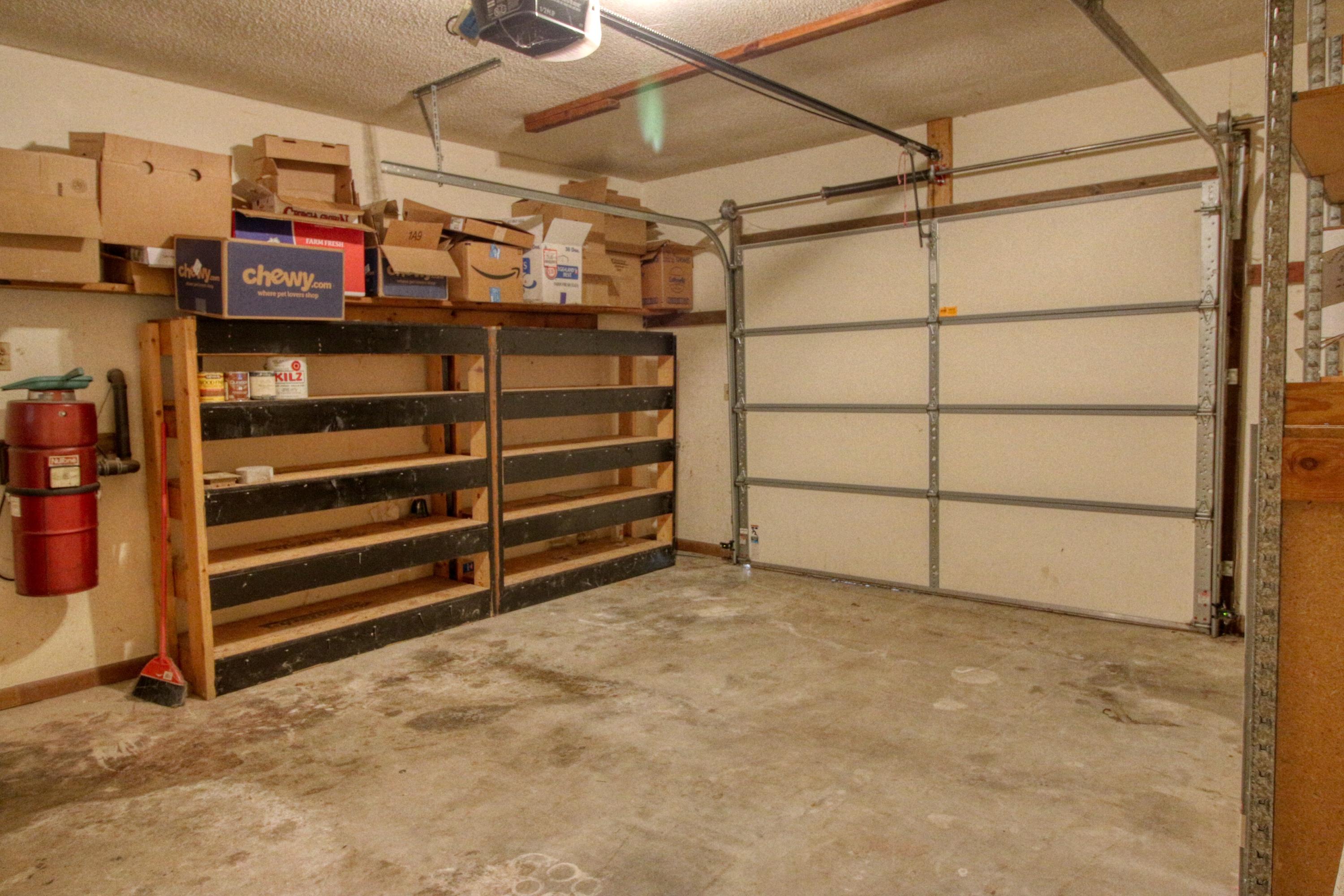269 Potato Farm Road Crossville, TN 38571 - Photo 16 of 27 Garage
