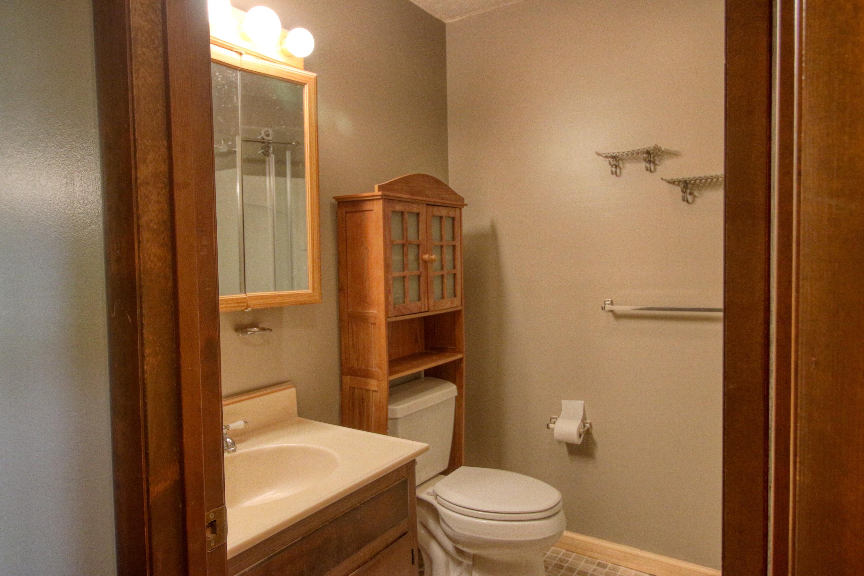 269 Potato Farm Road Crossville, TN 38571 - Photo 4 of 27 Bath