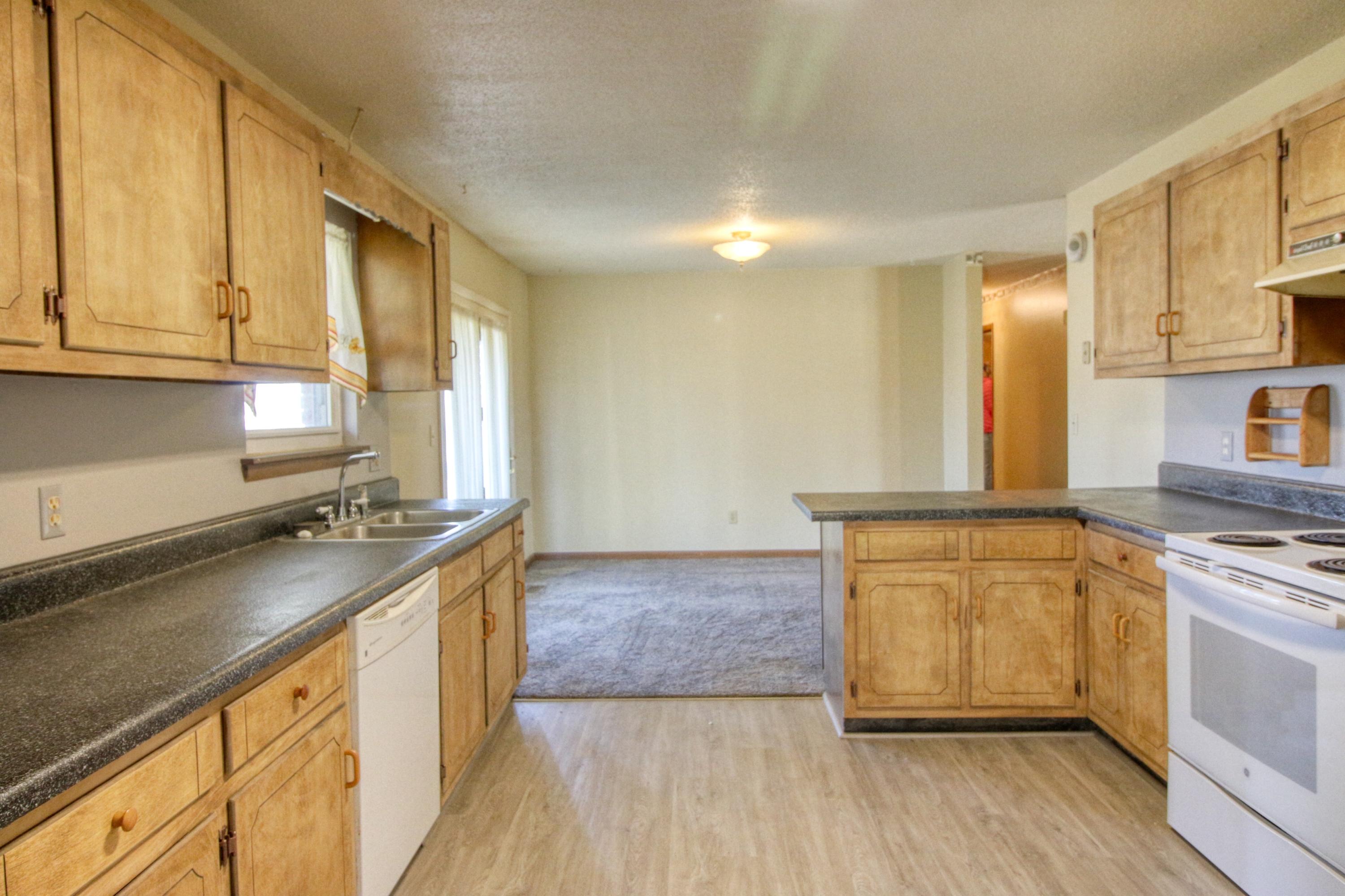 269 Potato Farm Road Crossville, TN 38571 - Photo 7 of 27 Kitchen