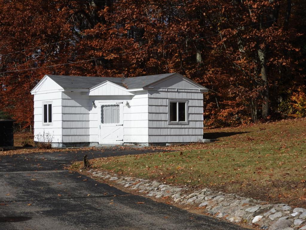 2601 East Pittsford Road Rutland Town, VT 05701 - Photo 4 of 27 Gallery Image 4