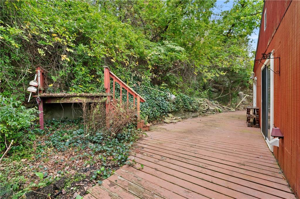 1302 Rankin Road McKeesport, PA 15131 - Photo 27 of 38 a pathway of a house with a yard