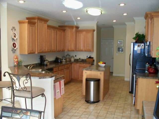 6110 North Cedar Springs Road Muncie, IN 47304 - Photo 2 of 9 Gallery Image 2