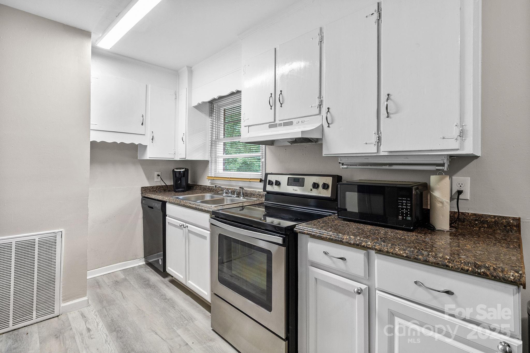 310 Cedarwood Street Spring Lake, NC 28390 - Photo 28 of 47