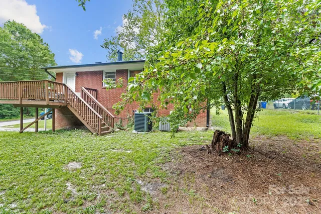 $215,000 | 310 Cedarwood Street, Spring Lake, NC 28390