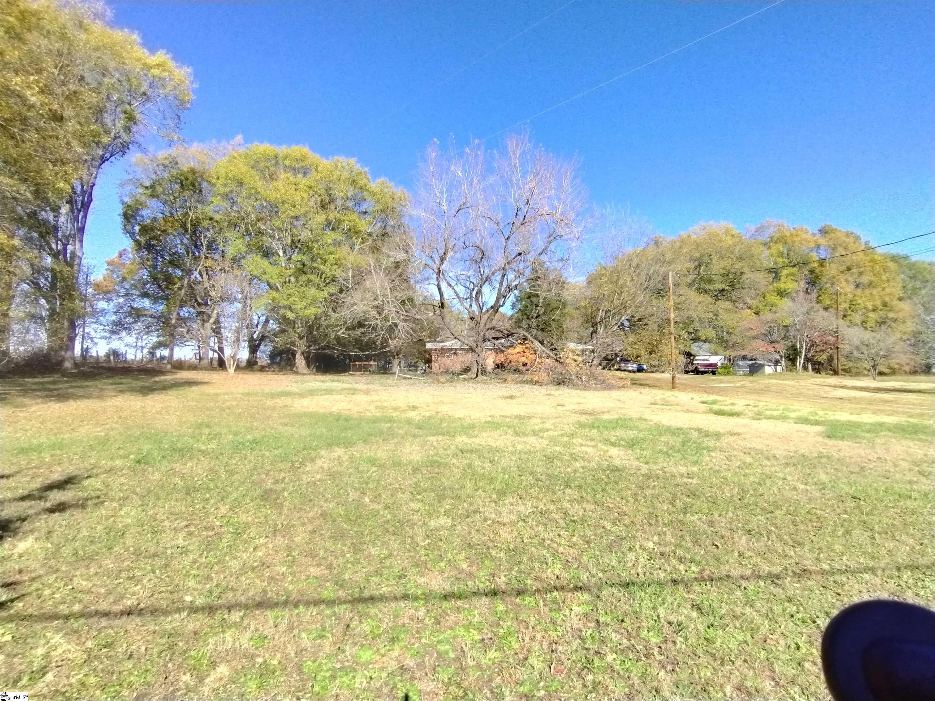 1067 Fairview Church Road Fountain Inn, SC 29644 - Photo 3 of 29