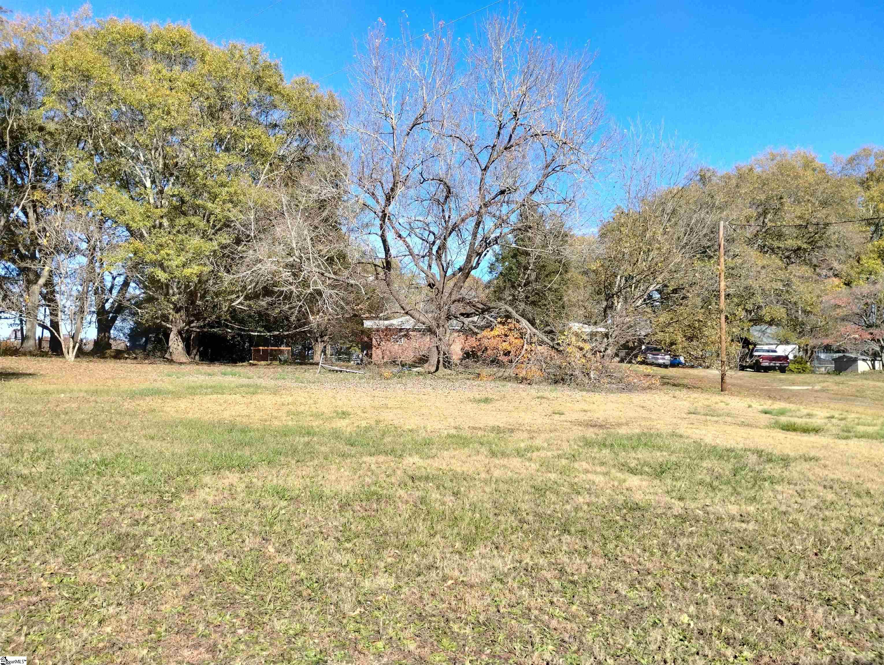 1067 Fairview Church Road Fountain Inn, SC 29644 - Photo 4 of 29