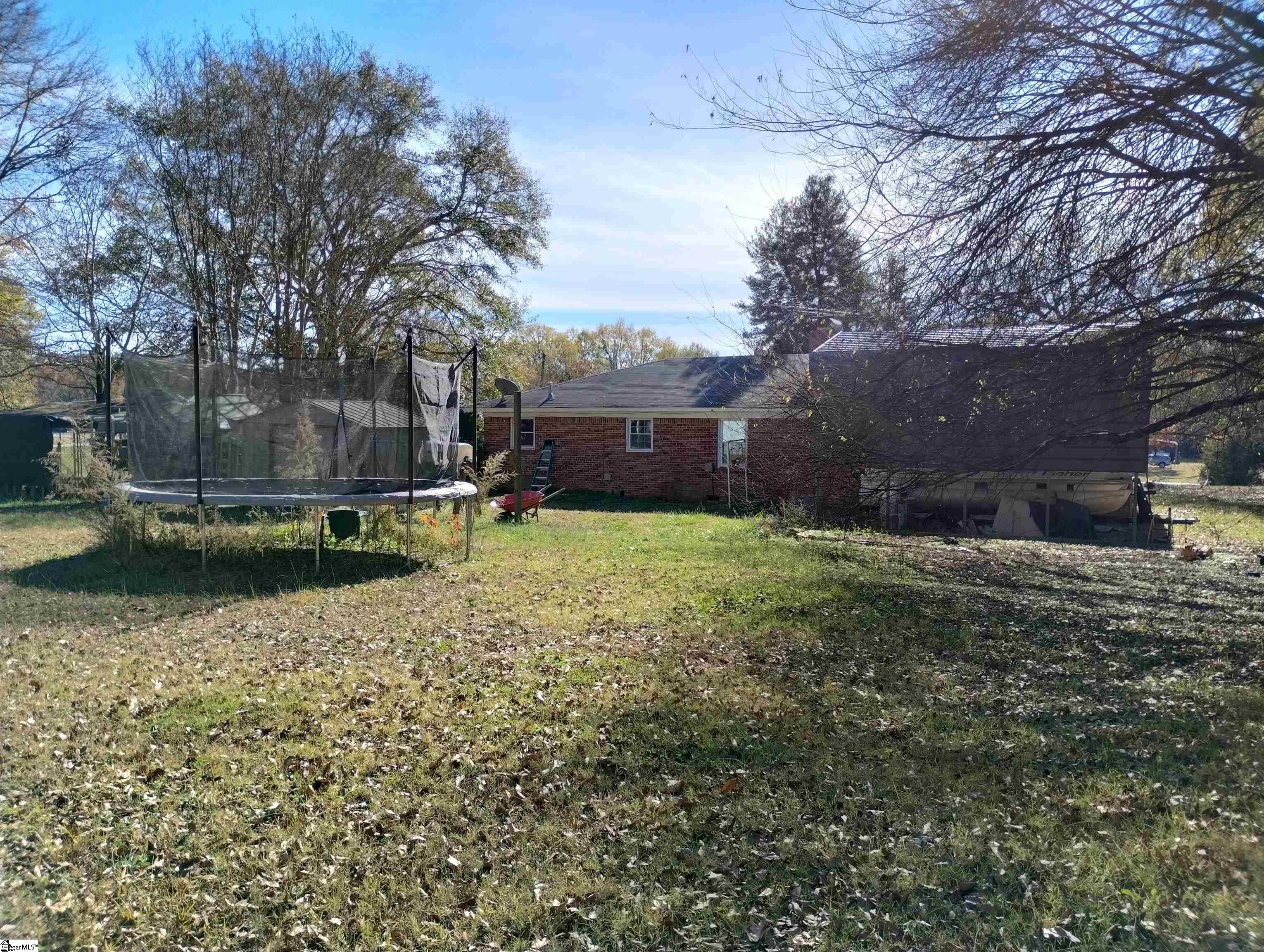 1067 Fairview Church Road Fountain Inn, SC 29644 - Photo 9 of 29