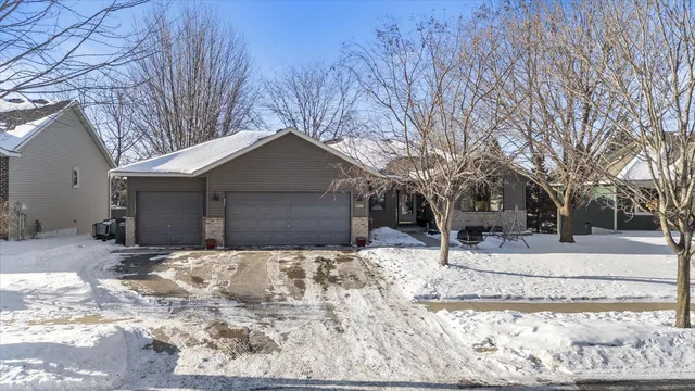 $424,900 | 2300 Pepperridge Lane, Northfield, MN 55057