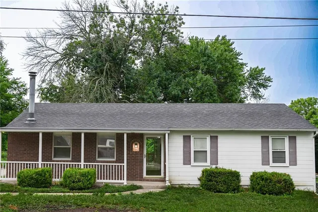 $154,900 | 7940 East 102nd Street, Kansas City, MO 64134