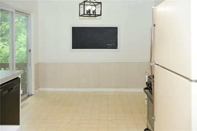 $154,900 | 7940 East 102nd Street, Kansas City, MO 64134