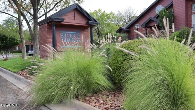 $339,500 | 31 Stratford Hall Circle, El Paso, TX 79912