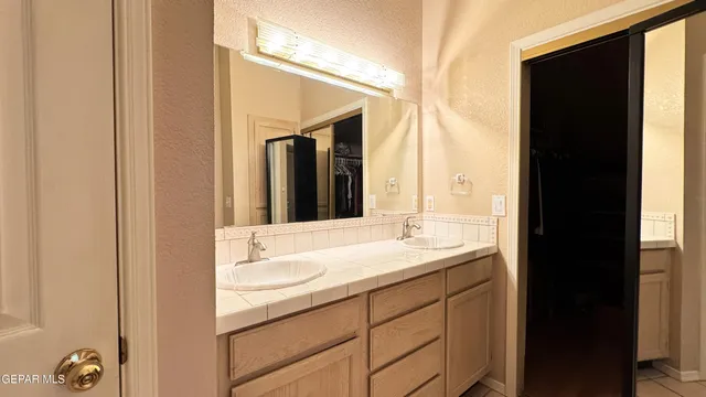 $339,500 | 31 Stratford Hall Circle, El Paso, TX 79912