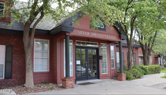 $339,500 | 31 Stratford Hall Circle, El Paso, TX 79912