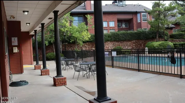 $339,500 | 31 Stratford Hall Circle, El Paso, TX 79912