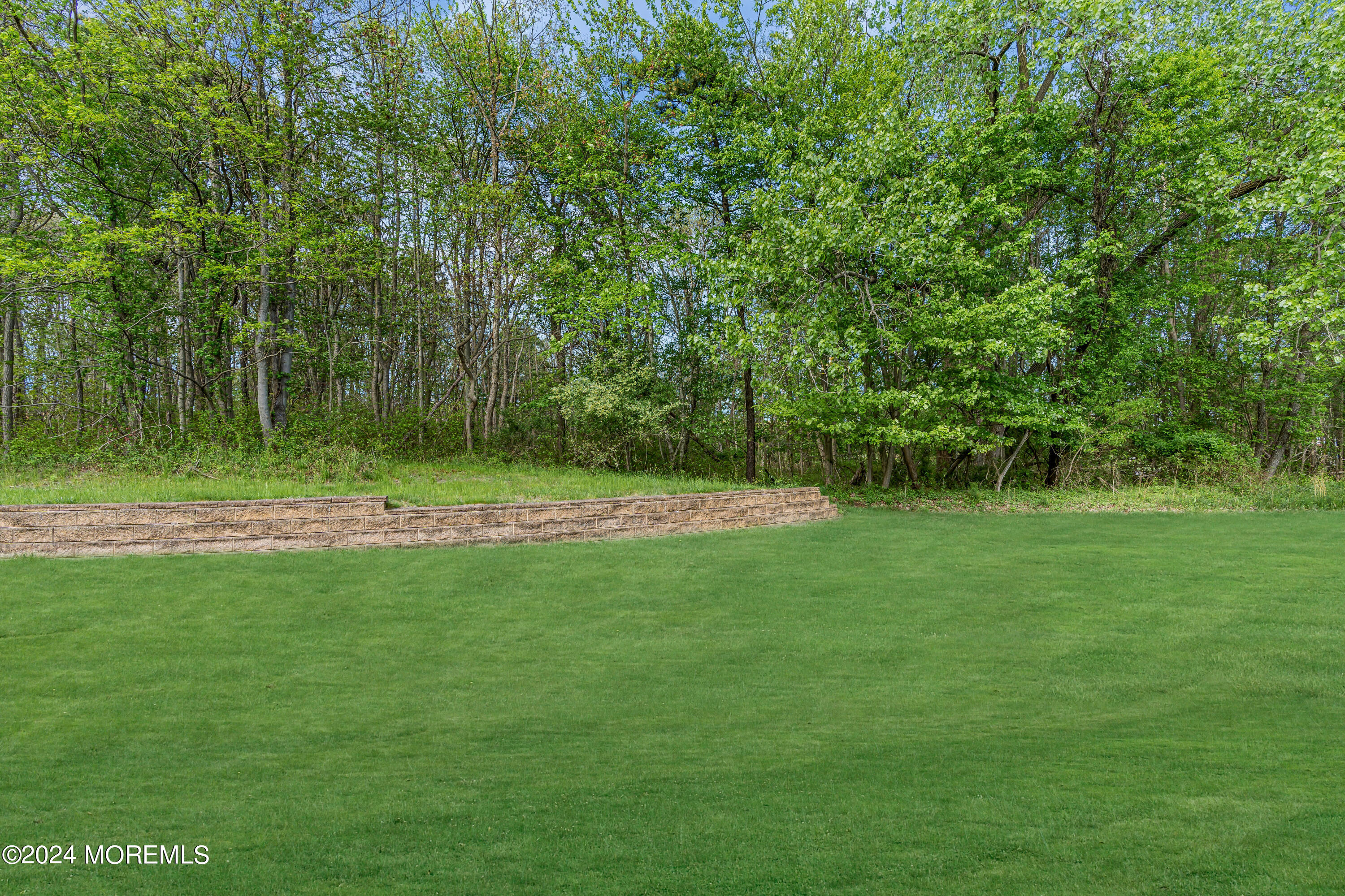 42 Santa Rosa Lane Tinton Falls, NJ 07753 - Photo 18 of 19 Outside 2