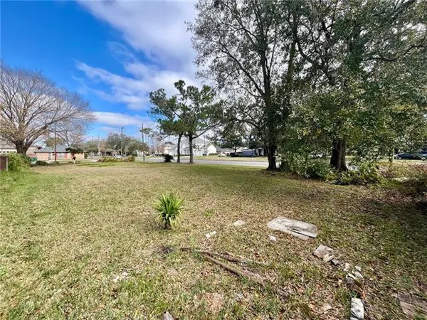 $419,000 | 364 Bonnabel Boulevard, Metairie, LA 70005